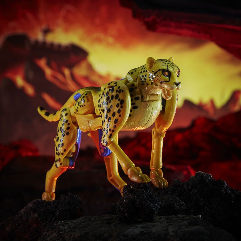 Transformers Deluxe WFC-K4 Cheetor Action Figure