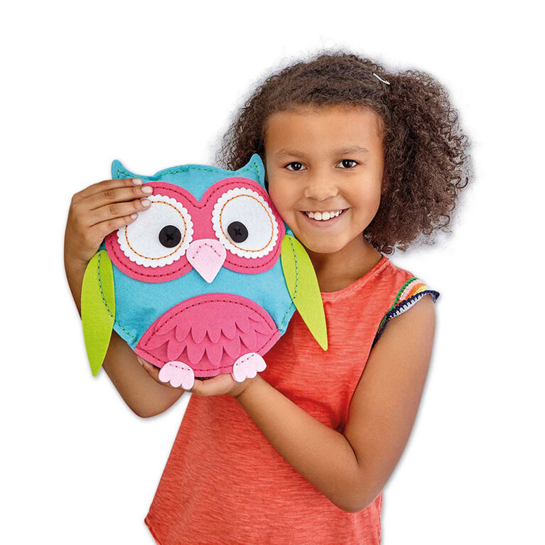 Out To Impress Make Your Own Owl Cushion - Notre exclusivité