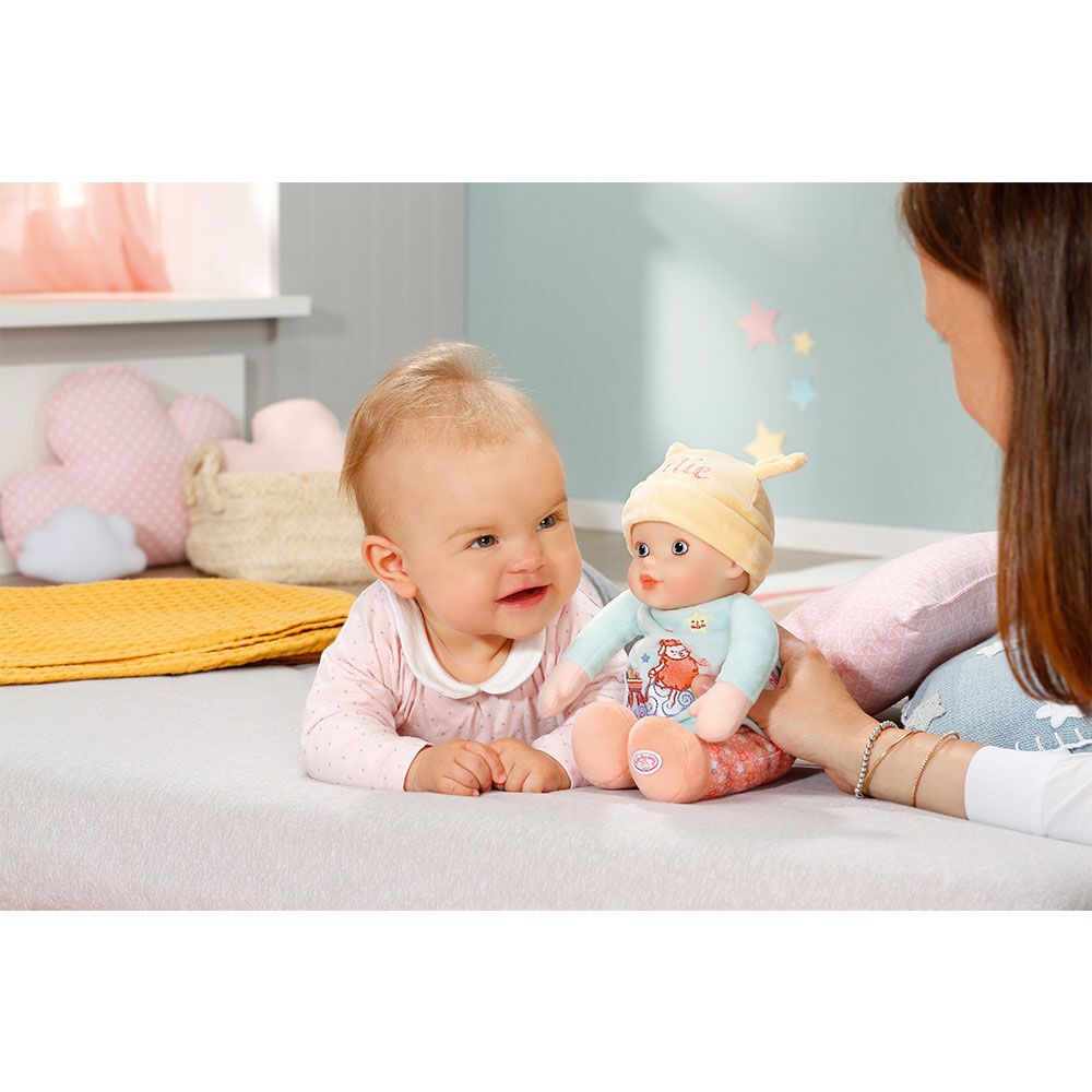 Newborn baby 2024 annabell with rattle