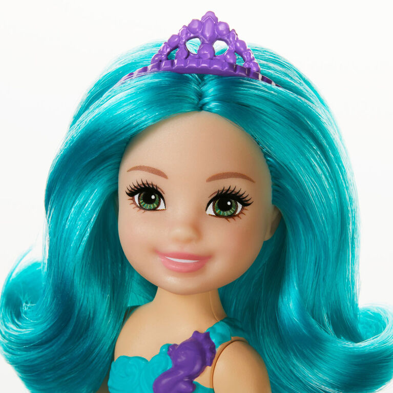 Barbie Dreamtopia Chelsea Mermaid Doll, 6.5-inch with Teal Hair and Tail