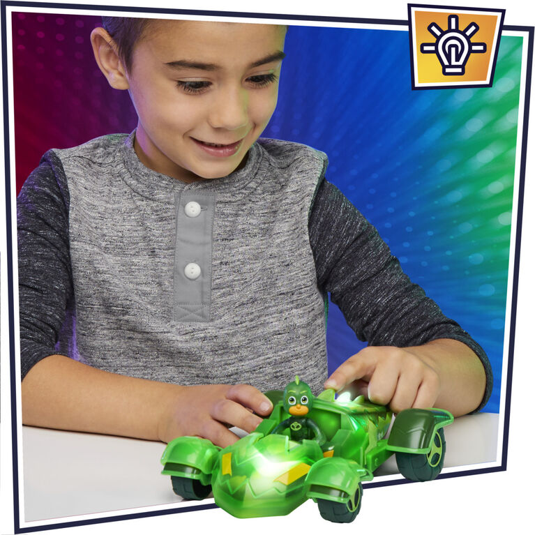 PJ Masks Gekko Car Light-Up Racer with Gekko Action Figure