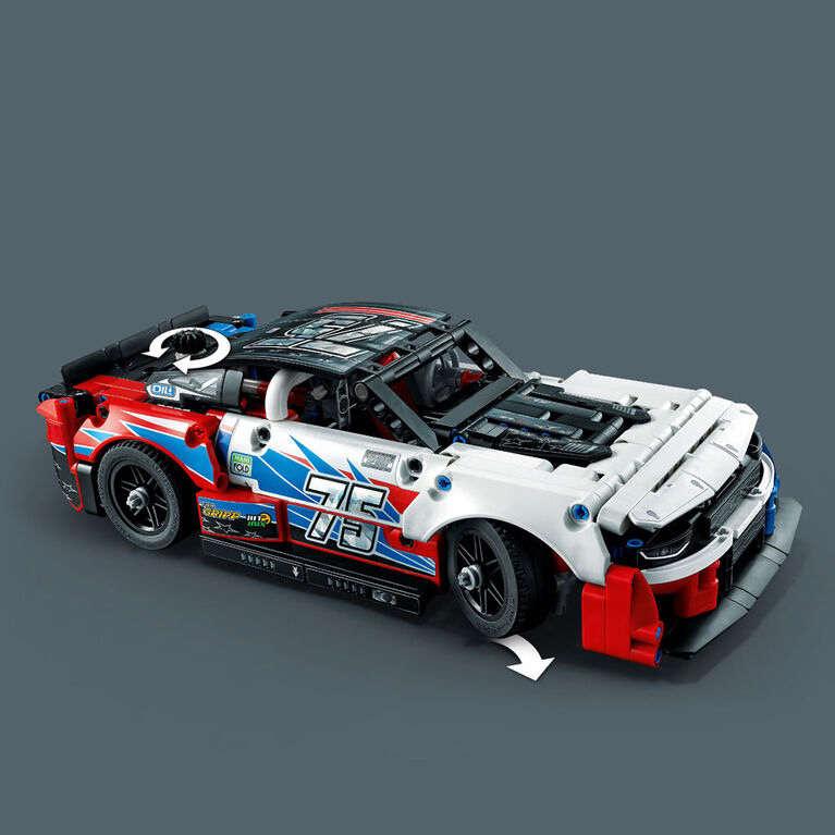 LEGO Technic NASCAR Next Gen Chevrolet Camaro ZL1 42153 Building Toy Set (672 Pieces)