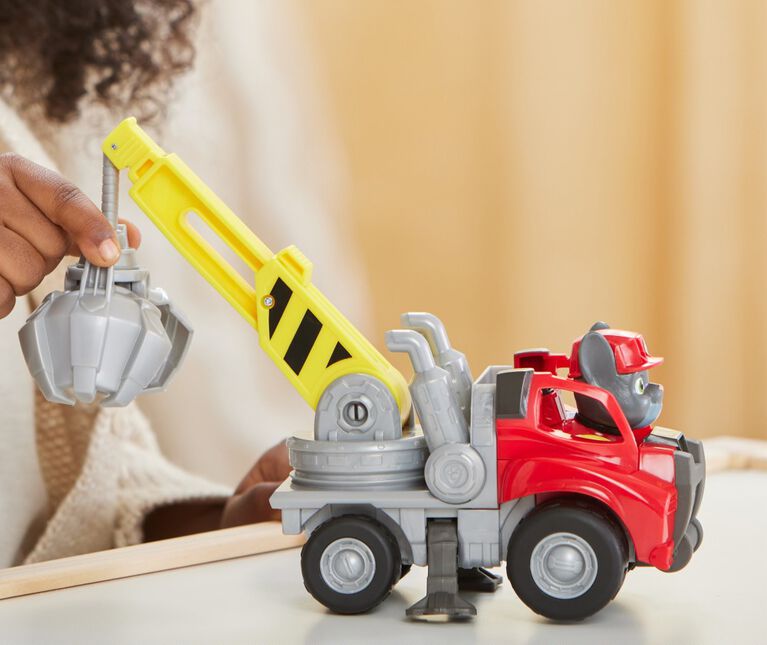 Rubble & Crew, Charger's Crane Grabber Toy Truck with Movable Parts and a Collectible Action Figure