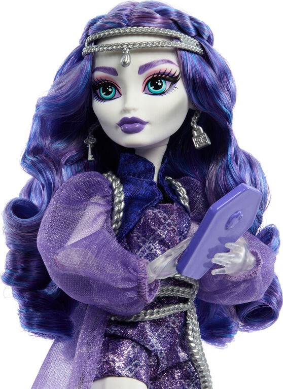 Monster High Spectra Vondergeist Fashion Doll with Pet Ferret Rhuen and Accessories