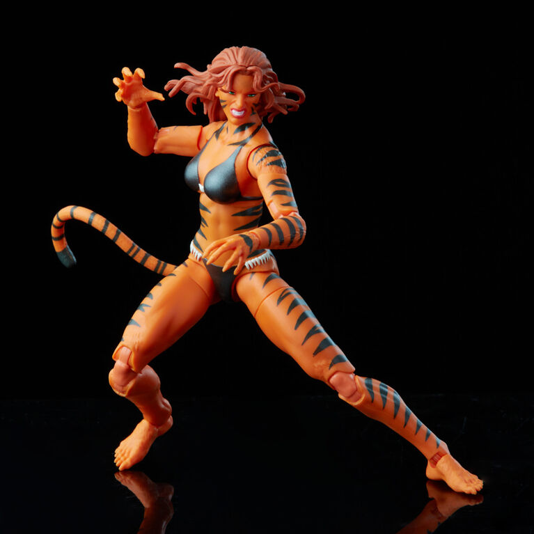 Marvel Legends Series Avengers, figurine de collection Marvel's Tigra de 15 cm et 3 accessoires