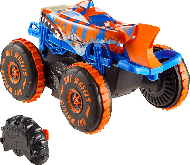 Hot Wheels Monster Trucks Tiger Shark Climber RC Vehicle, Battery-Powered Remote-Control Toy Truck