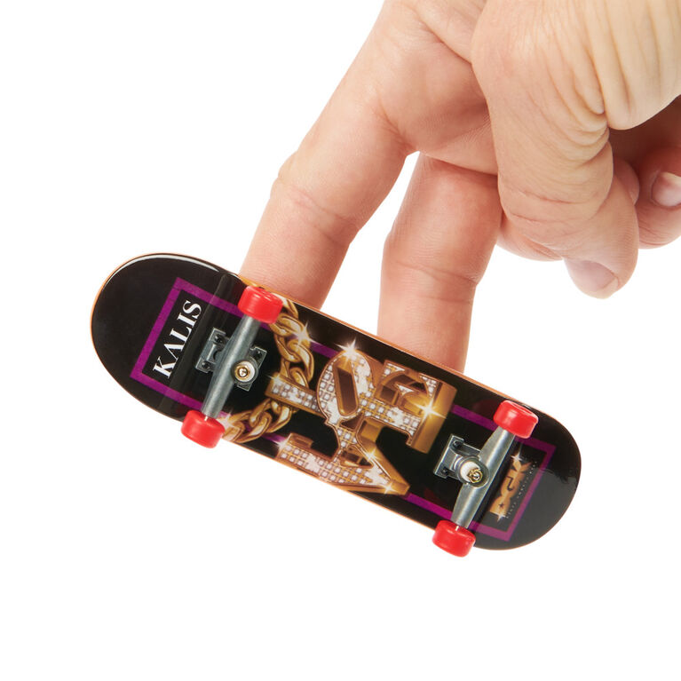 Tech Deck 4-Pack Ultra DLX Fingerboard Skateboard Assortment - 6028815