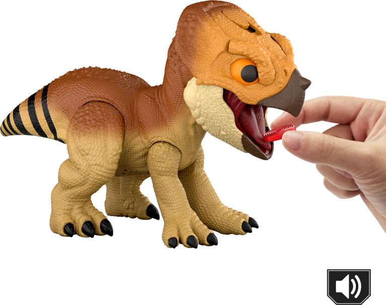 Jurassic World Rebirth Primal Protector Aquilops Dolores Interactive Dinosaur Toy, Attack & Sounds