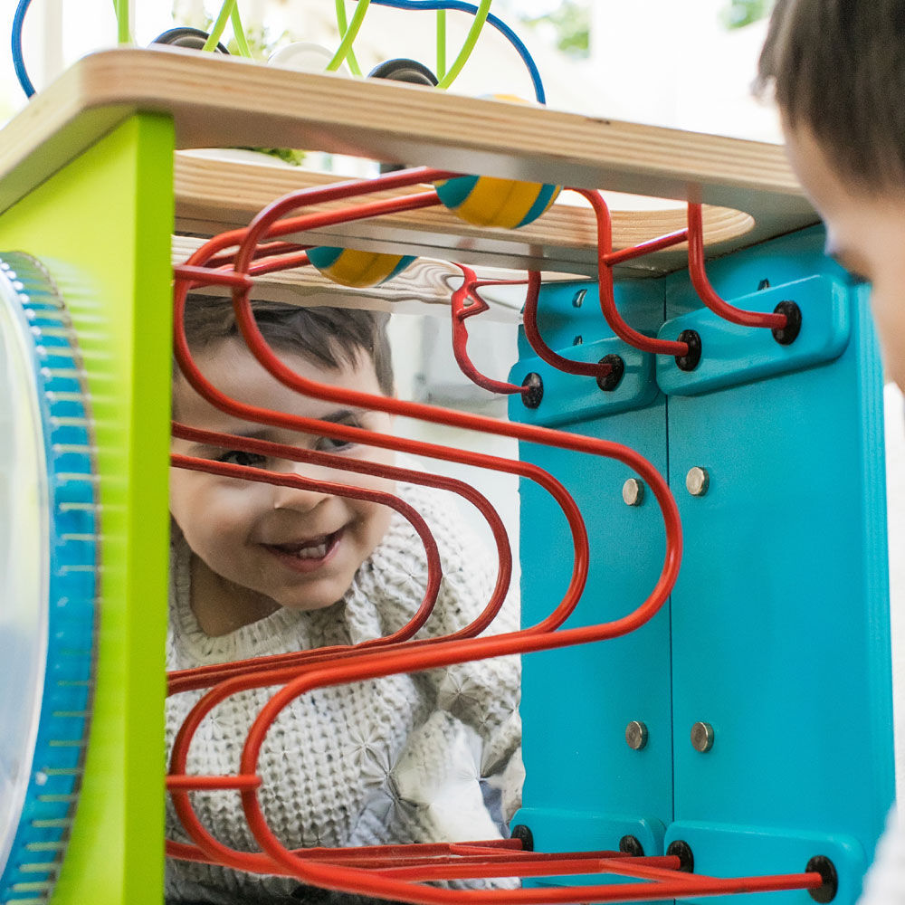 baby einstein innovation station