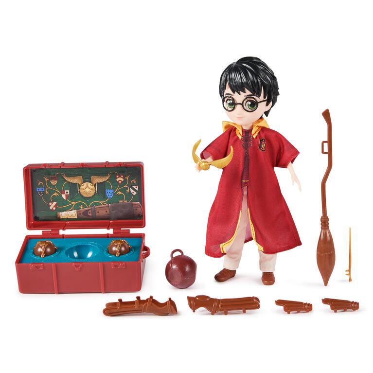 Wizarding World Harry Potter, 8-inch Harry Potter Quidditch Doll Gift Set with Robe and 9 Doll Accessories, 11 Pieces