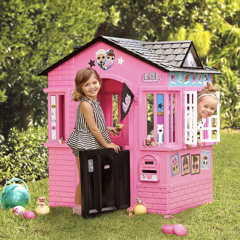 LOL Surprise! Indoor and Outdoor Cottage Playhouse with Glitter