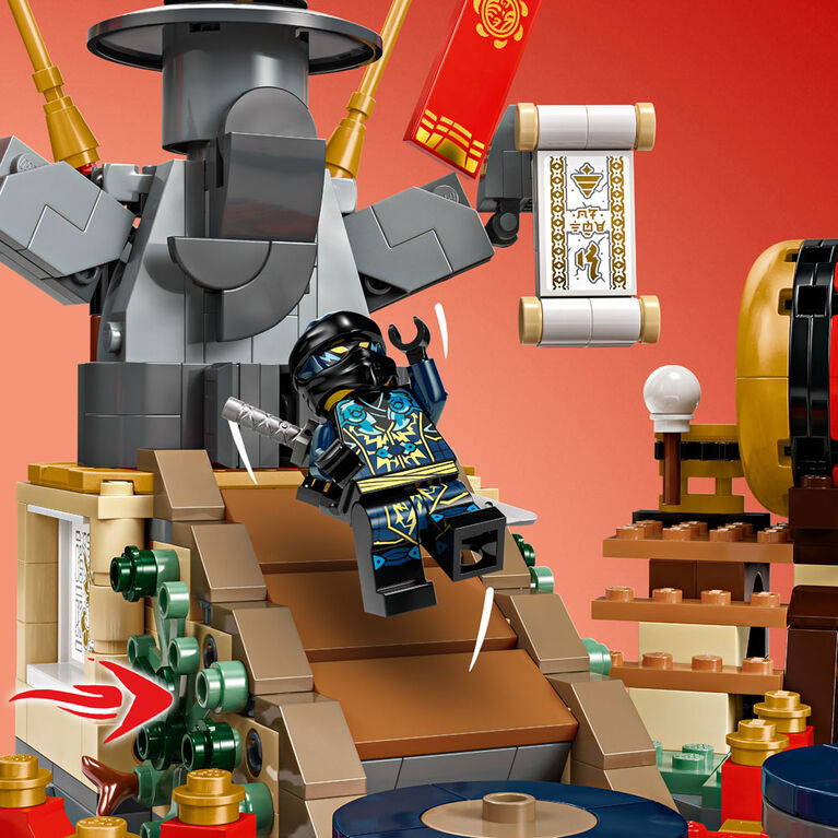 LEGO NINJAGO Tournament Battle Arena Playset with 6 Minifigures, Birthday Gift for Kids 71818