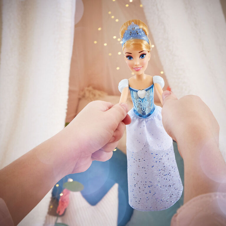 Disney Princesses, Royal Shimmer, poupée Cendrillon