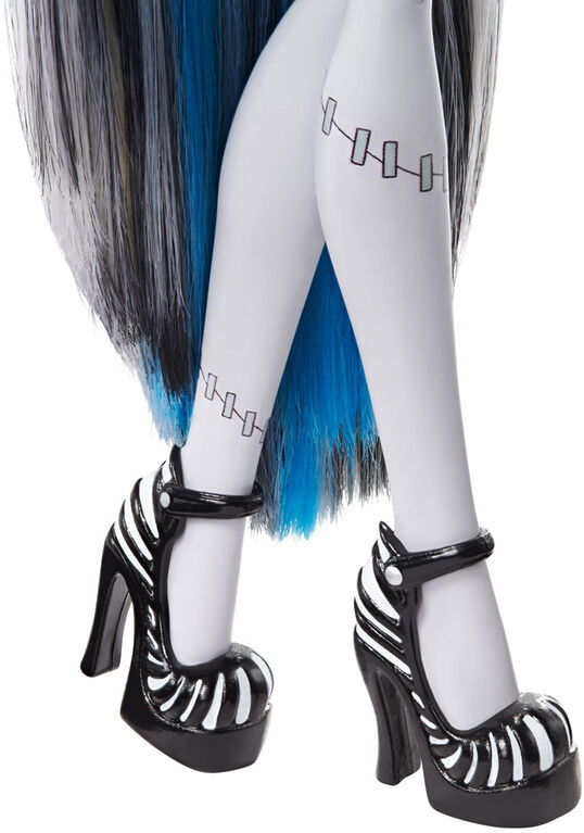 Poupée Frankie Stein en noir et blanc ​Monster High - Notre exclusivité