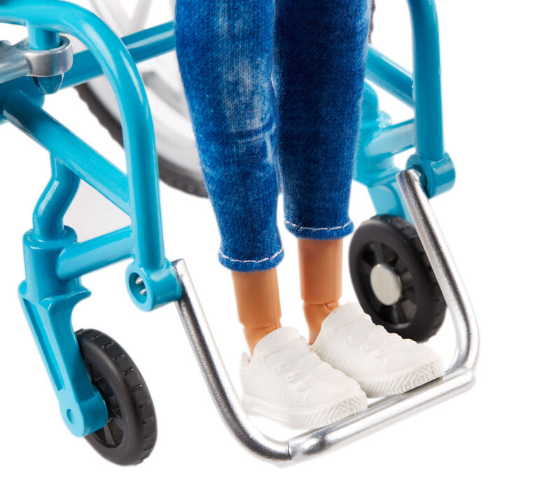 Barbie Fashionistas Doll #132 with Wheelchair and Ramp