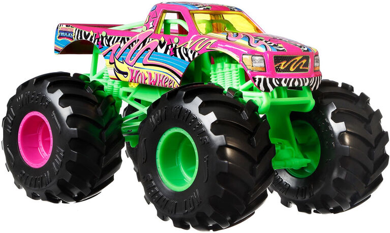 Hot Wheels Monster Trucks 1:24 Scale Die-Cast Assortment Toy Vehicles