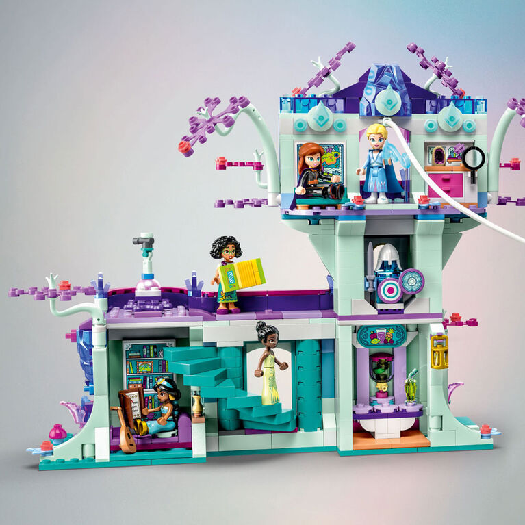 LEGO  Disney La cabane enchantée dans l'arbre 43215 Ensemble de jeu de construction (1 016 pièces)