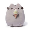 GUND, Peluche chat Pusheen gourmande avec crème glacée, 24,1 cm