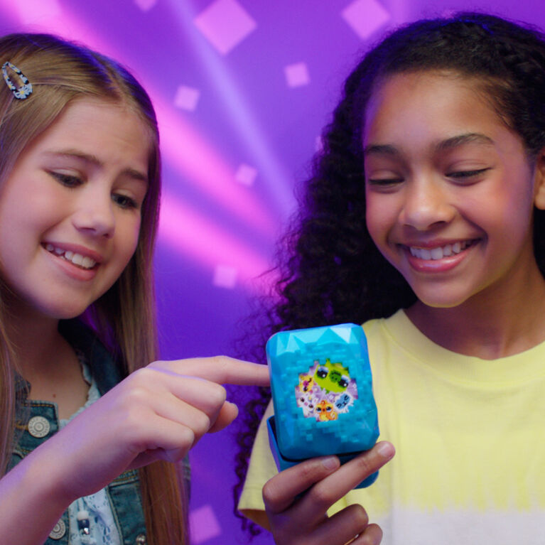 Bitzee, Magicals Interactive Toy with 20 Characters Inside, Virtual Friends React to Touch, Digital Pet Kids Toys