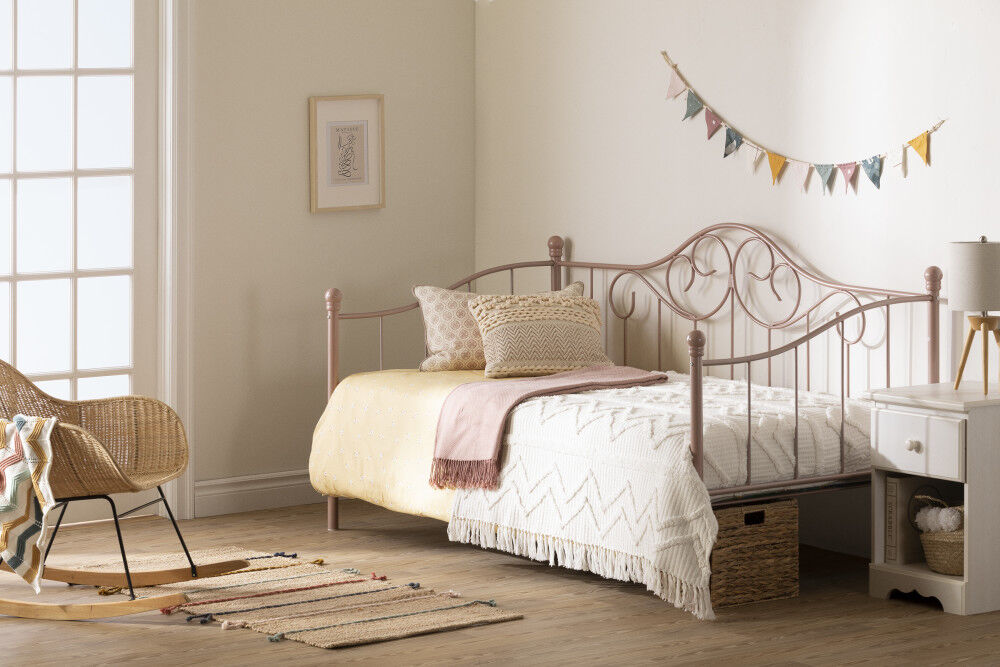 Summer breeze hot sale daybed