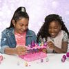 Hatchimals CollEGGtibles, Une douzaine - Boîte à bijoux Famille royale, Boîte de 12 oeufs avec 2 Hatchimals exclusifs