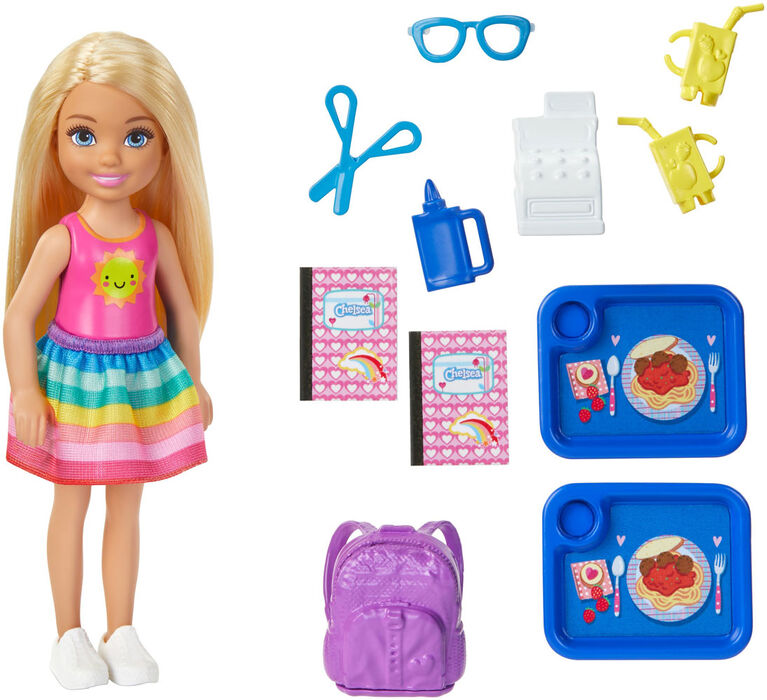 Poupée Barbie Club Chelsea et coffret de jeu École, blonde de 15 cm (6 po), avec accessoires