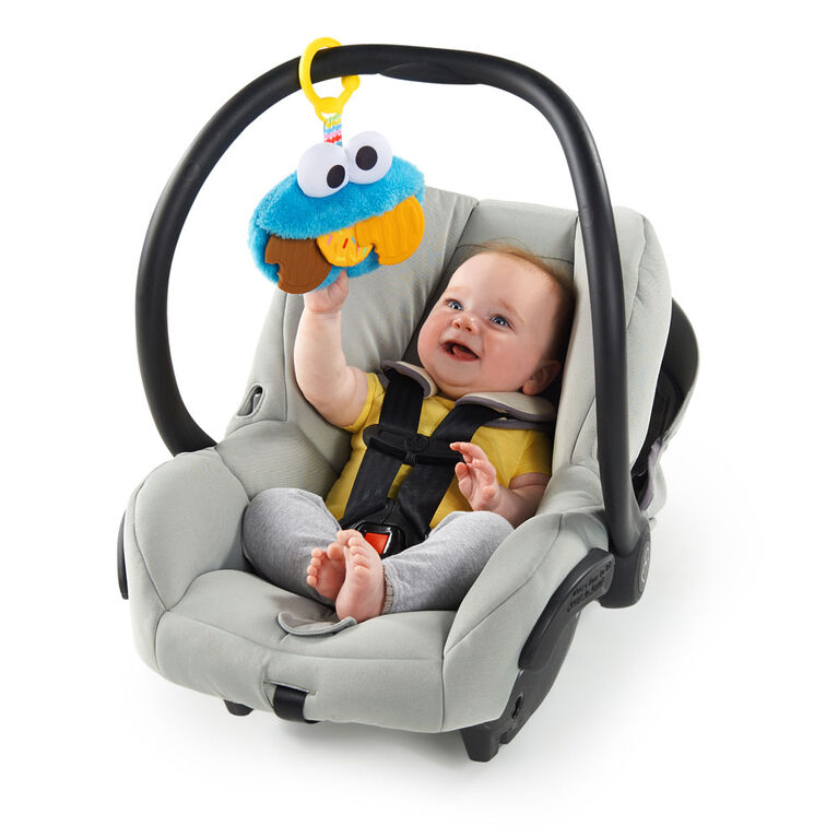 Jouet à emporter en promenade Sesame Street Cookie Mania Teether