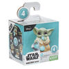 Star Wars The Bounty Collection Grogu, Série 4, figurine statique de 5,5 cm, mangeant des biscuits