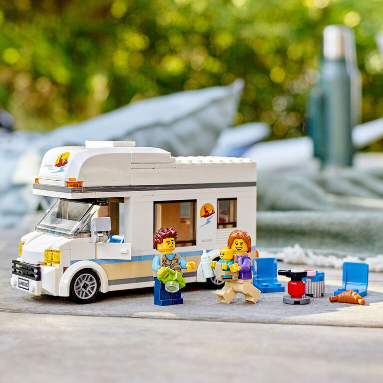 LEGO City Great Vehicles Le camping-car de vacances 60283 (190 pièces)