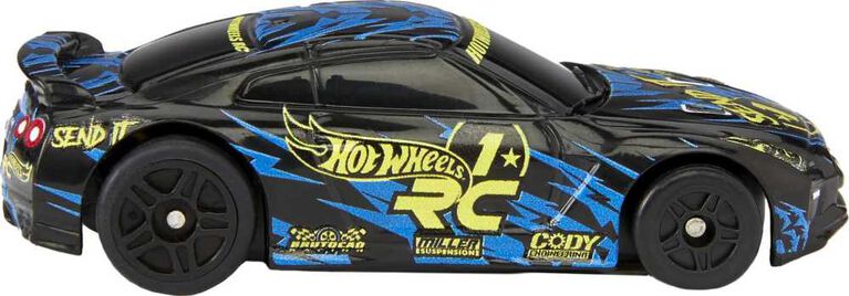 ​Hot Wheels R/C 1:64 Scale Nissan GTR