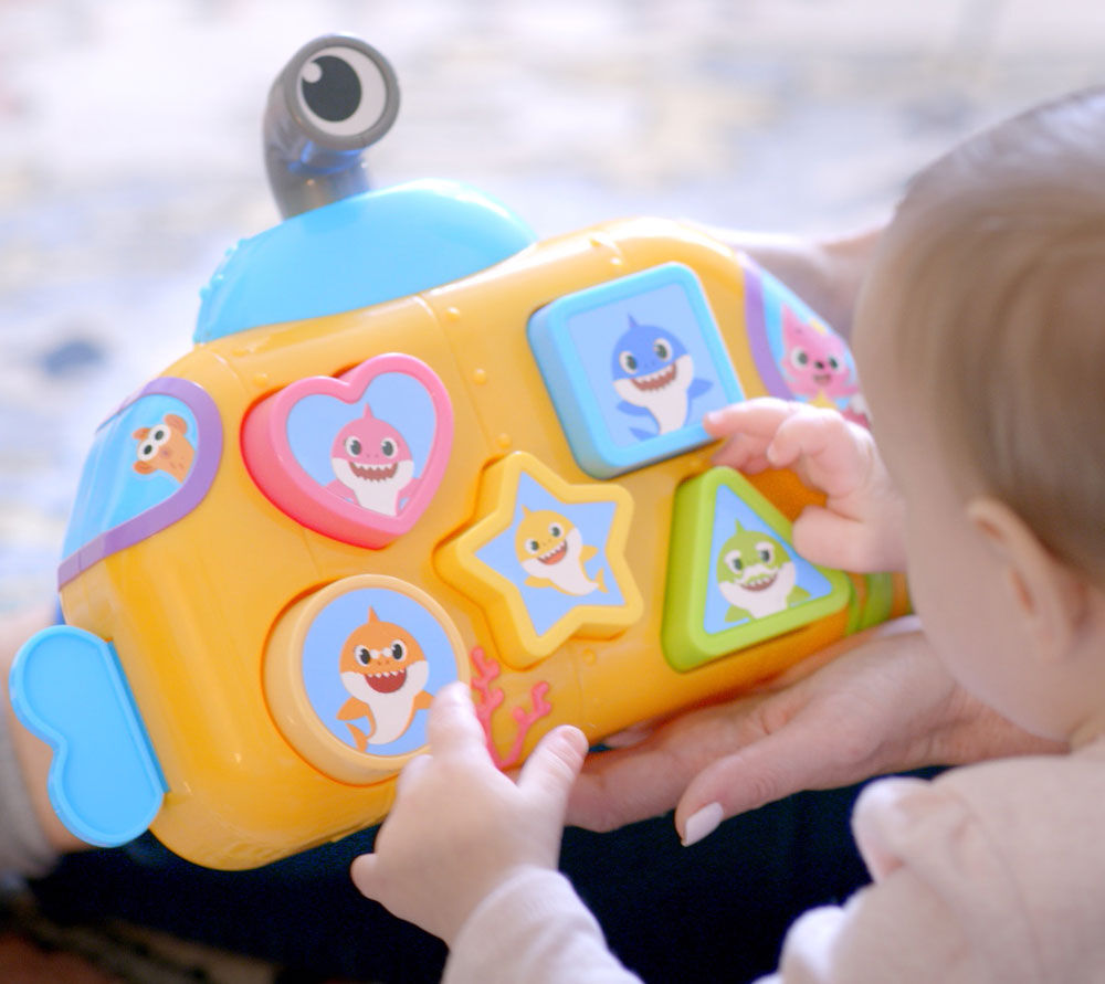 baby shark shape sorter