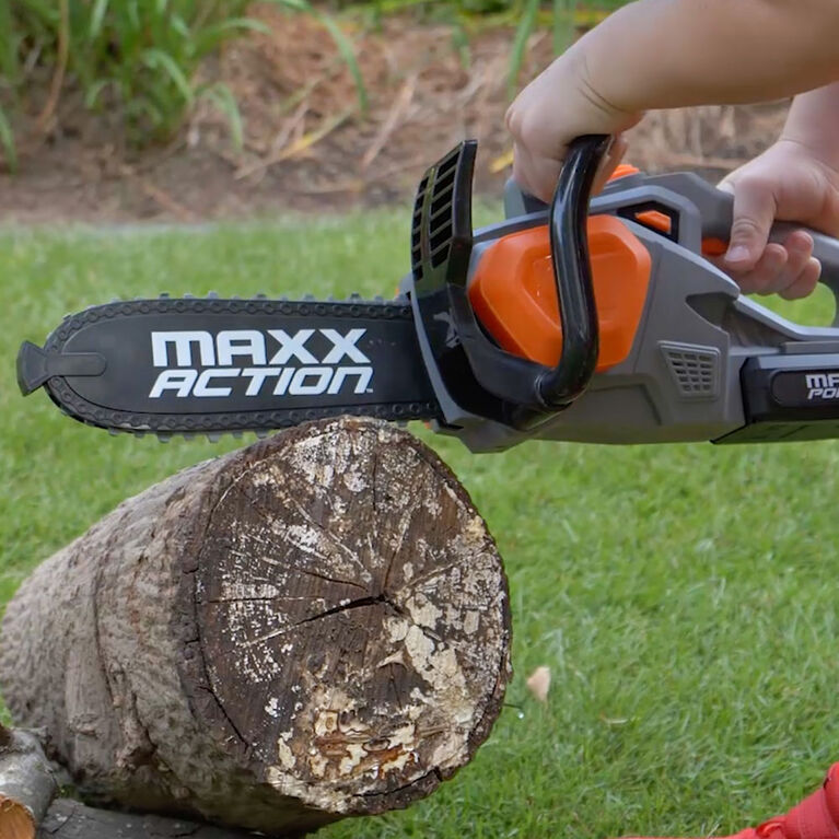 Maxx Action Chainsaw - English Edition