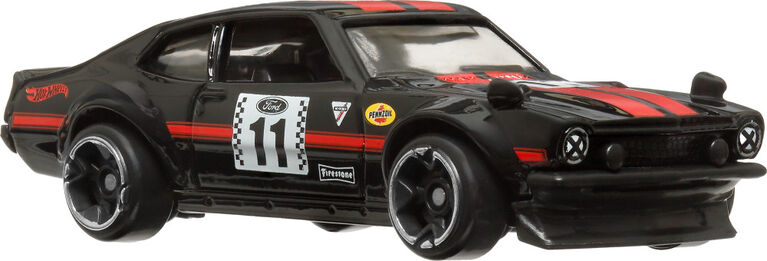 Hot Wheels 1:64 Scale Die-Cast Vintage Custom Ford Maverick Racing Club Car