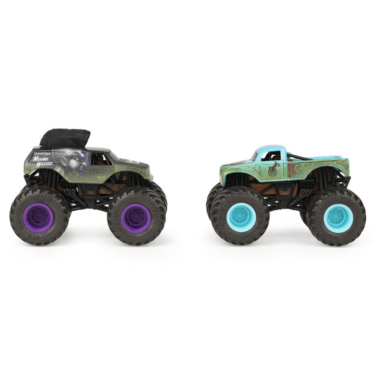 Monster Jam, Official Mohawk Warrior vs. W Color-Changing Die-Cast Monster Trucks, 1:64 Scale