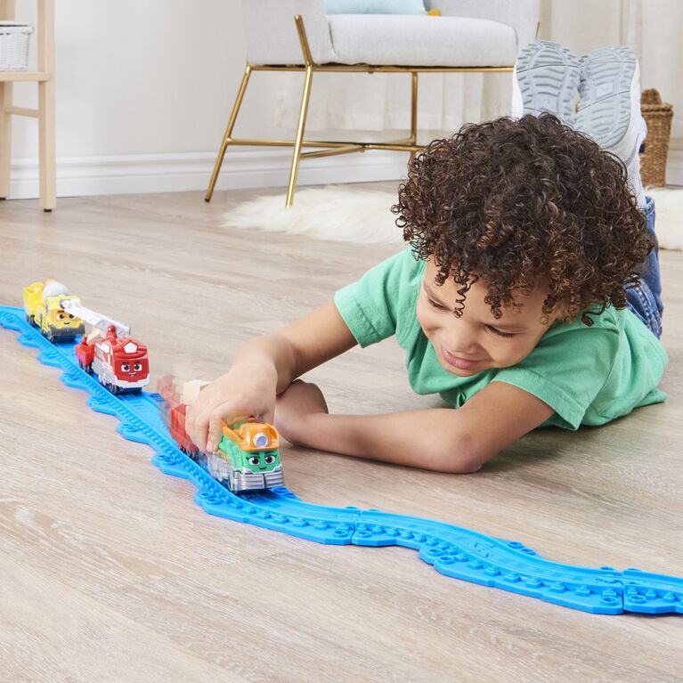 Mighty Express, Farmer Faye Push and Go Toy Train with Cargo Car