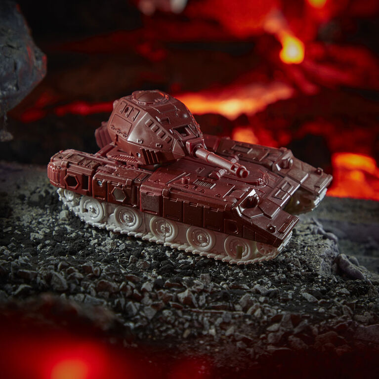 Transformers Deluxe WFC-K6 Warpath Action Figure