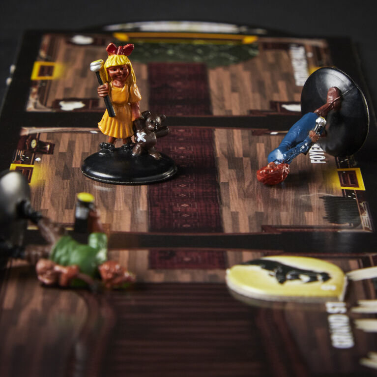 Avalon Hill Betrayal at the House on the Hill Second Edition Cooperative Board Game - English Edition