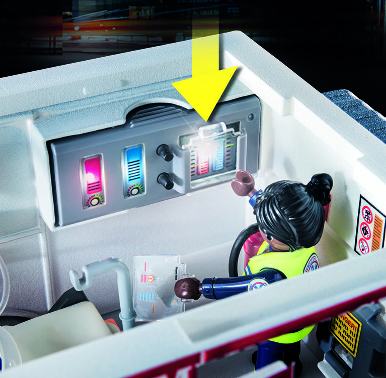 R_V''s: Ambulance with Lights and Sound