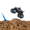 Monster Jam, Megalodon Monster Dirt Starter Set, Featuring 8oz of Monster Dirt and Official 1:64 Scale Die-Cast Monster Jam Truck