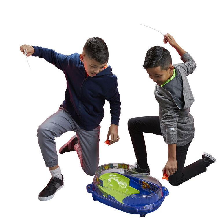 Beyblade Burst Rise Hypersphere, Set de combat Vortex avec arène Beystadium, 2 toupies et 2 lanceurs