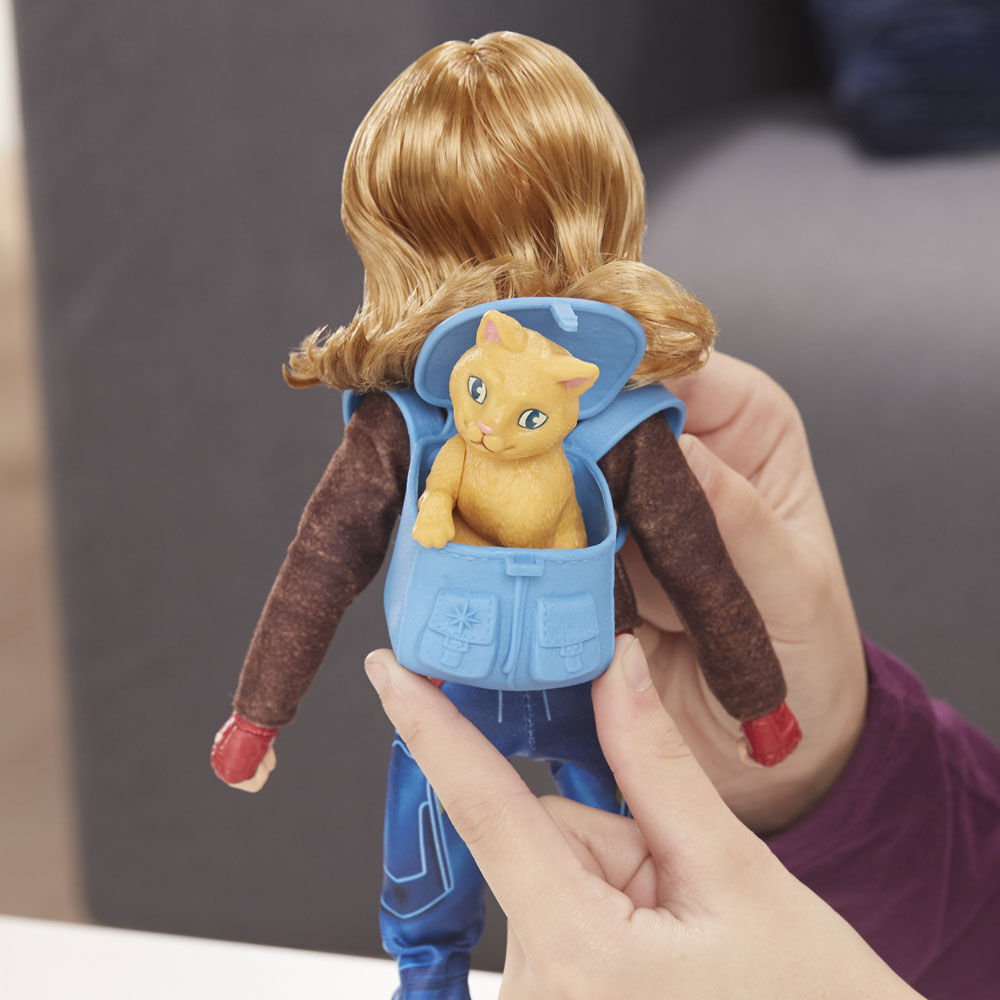 hasbro captain marvel plush goose the cat