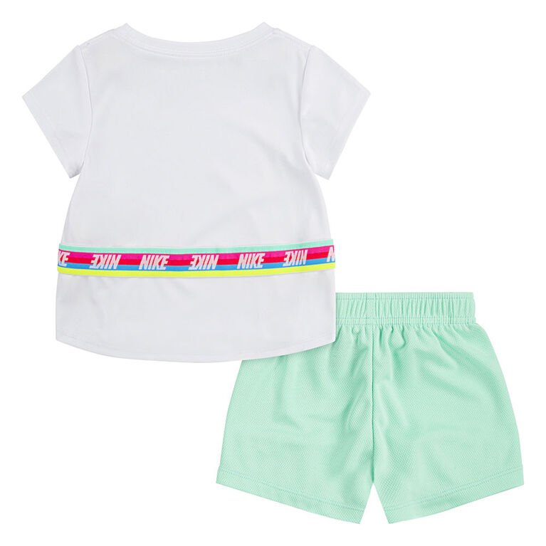 Nike T-shirt and Short Set - Green - Size 4T