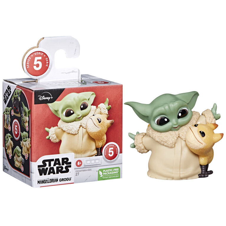 Star Wars The Bounty Collection Series 5, 2.25-Inch-Scale Grogu Figure, Loth-Cat Cuddles Pose
