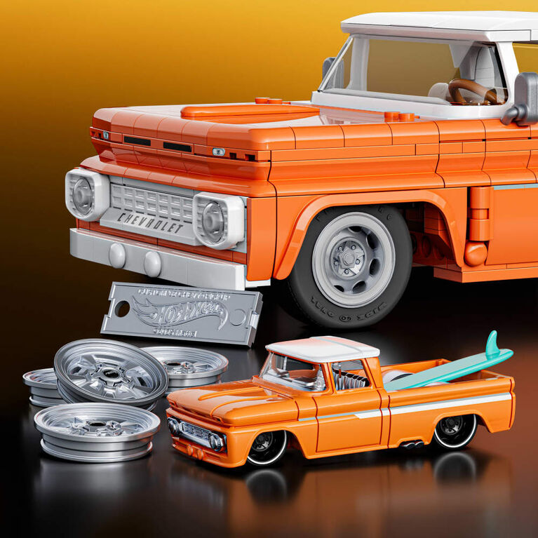 Mattel Brick Shop Hot Wheels Custom '62 Chevy Pickup Building Toy Kit (858 Pieces), for Collectors