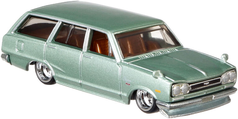 Hot Wheels Nissan Skyline Wagon Vehicle