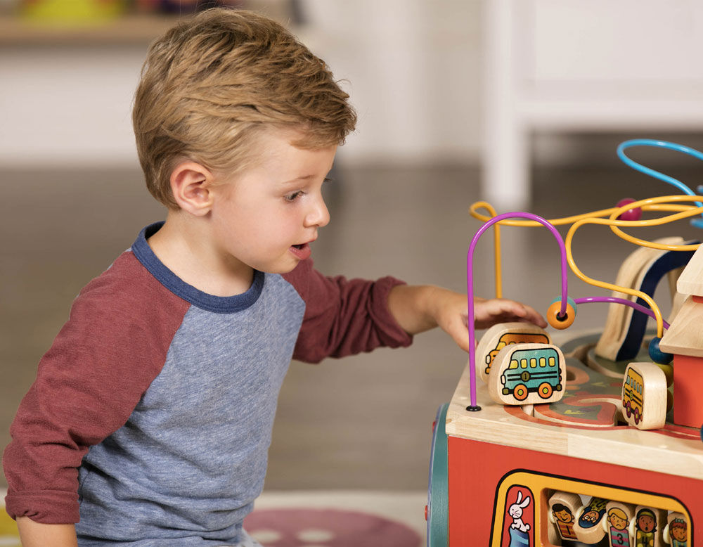 Youniversity Activity Center Toys R Us Canada