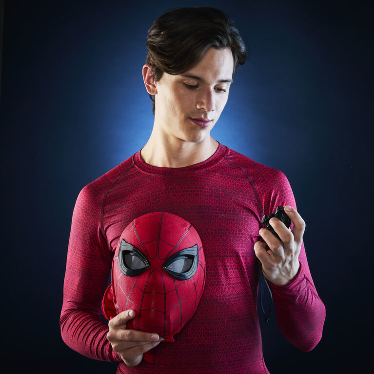 Marvel Legends Series Spider-Man Electronic Expressive Mask Marvel Legends Series Spider-Man Electronic Expressive Mask
