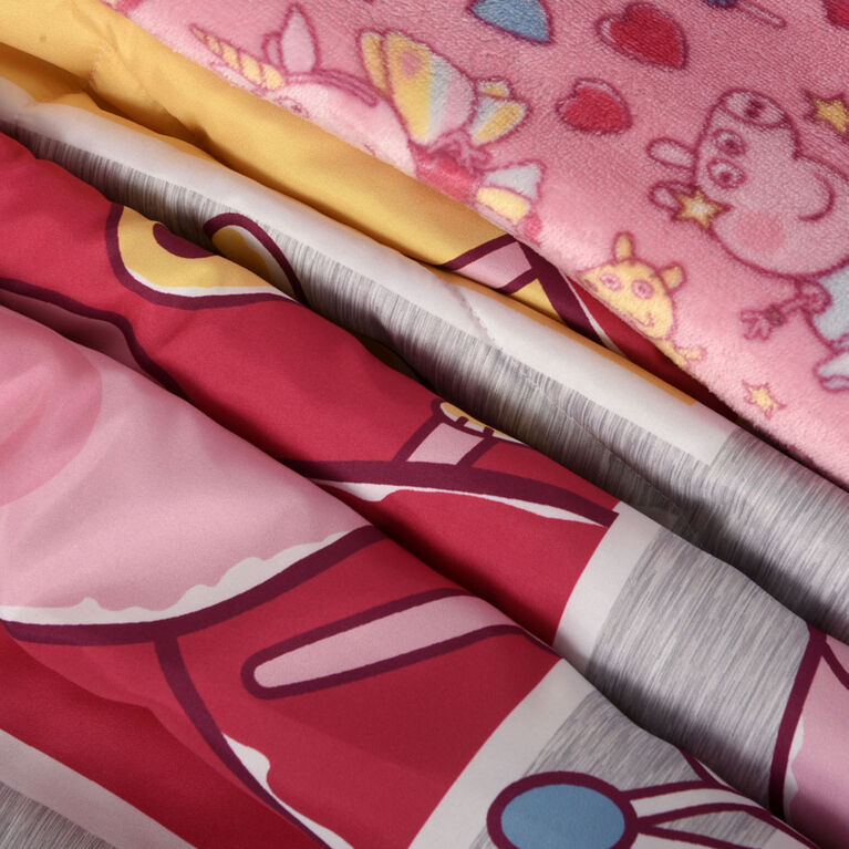 Peppa Pig 2-Piece Toddler Bedding Set including Comforter and Pillowcase