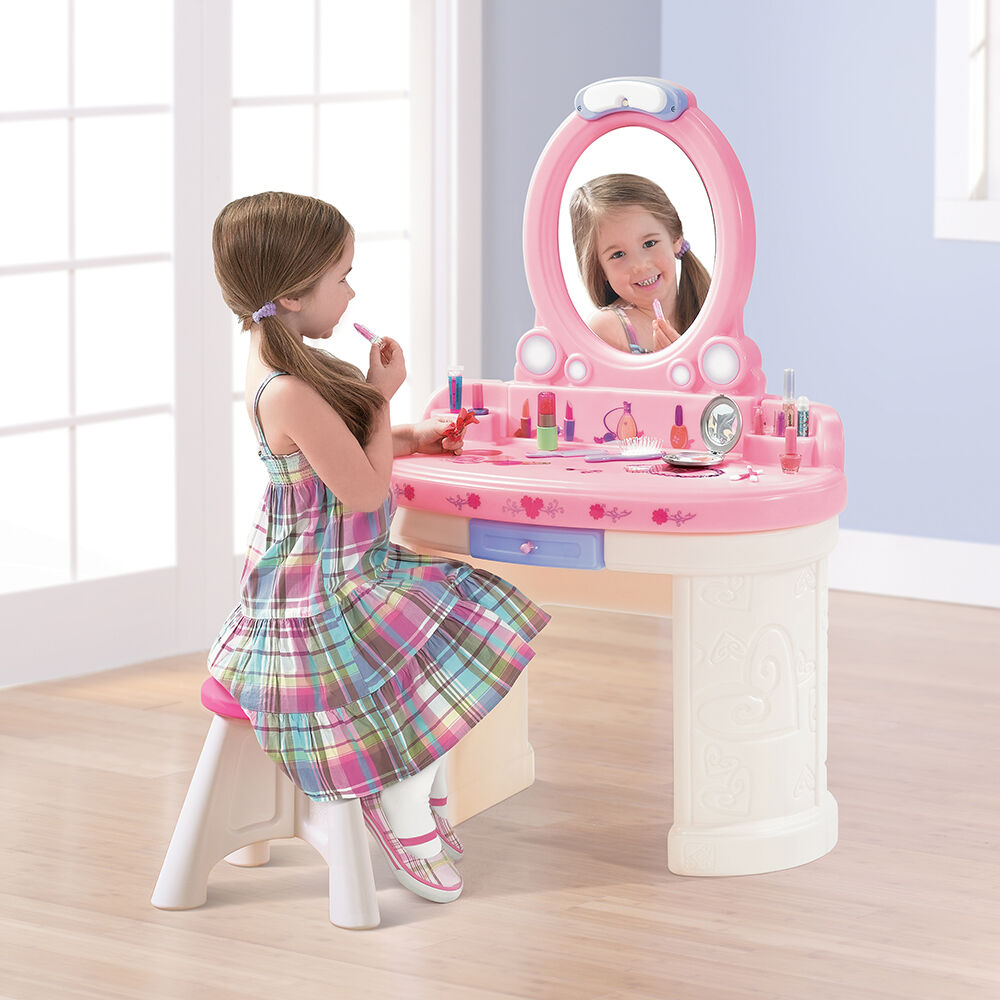 Step2 Fantasy Vanity - Pink