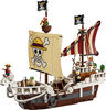 LEGO ONE PIECE Le Bateau Pirate Vogue Merry, Ensemble de Bateau avec 5 Figurines de l'Anime 75639